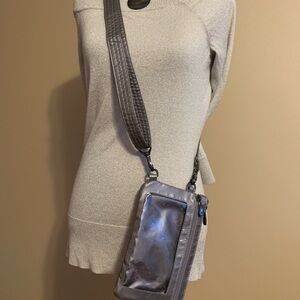 LUG PEEKABOO ladies metallic quilted grayish taupe crossbody  bag NWOT ++